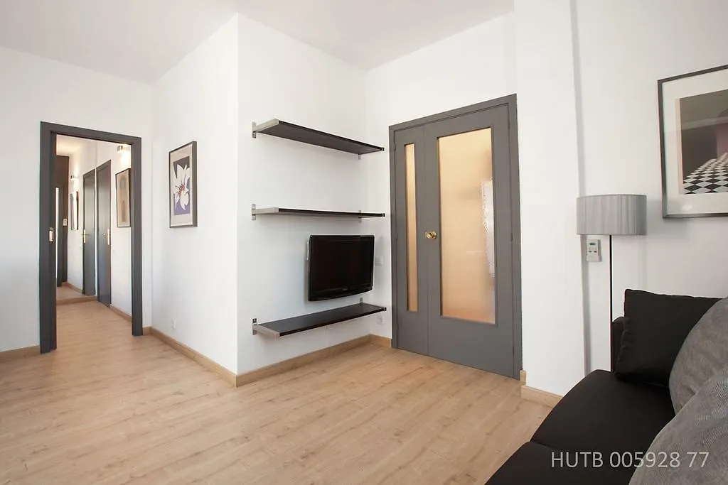 Alcam Avenida De Roma Apartment Barcelona